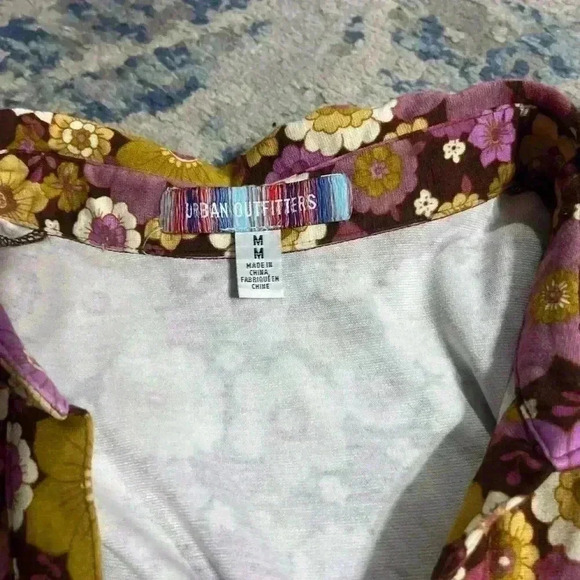 NWOT Urban Outfitters 70’s Floral Mini Dress MEDIUM - Picture 3 of 4